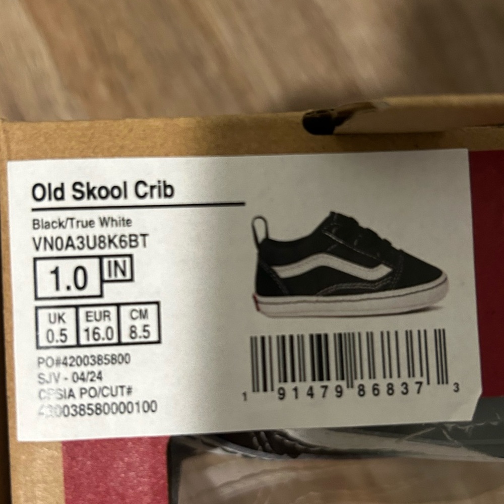 Infant Soft Bottom Old Skool Crib Shoe - Picture 3 of 4